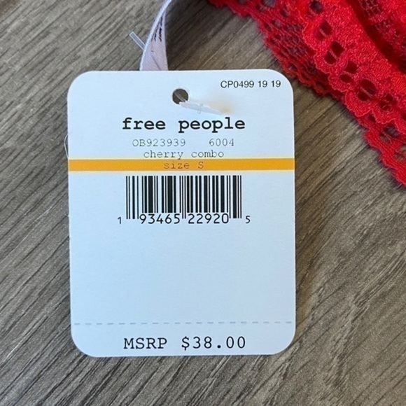 Free People Mari Printed Bralette In Red Combo Size Small - Picture 4 of 13